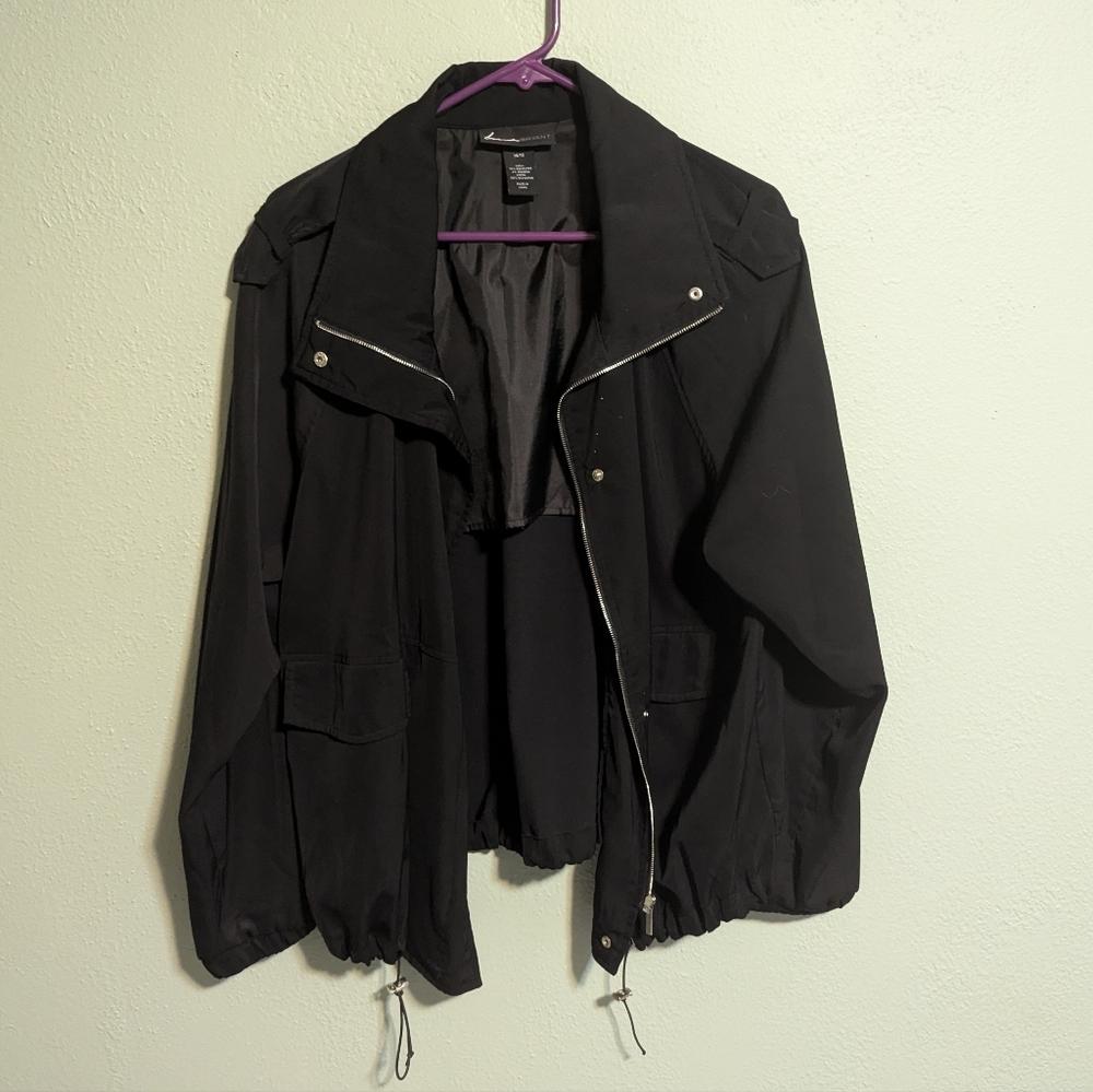 chic black lightweight jacket // lane bryant // 14/16